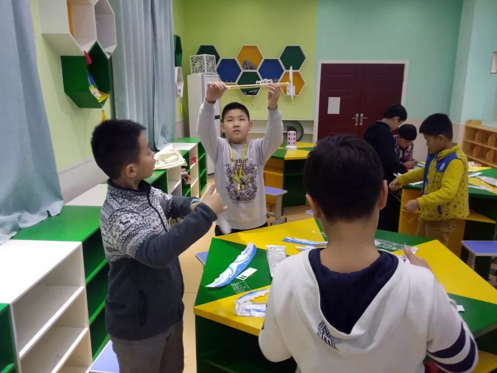 鄭州市二七外國(guó)語小學(xué)
